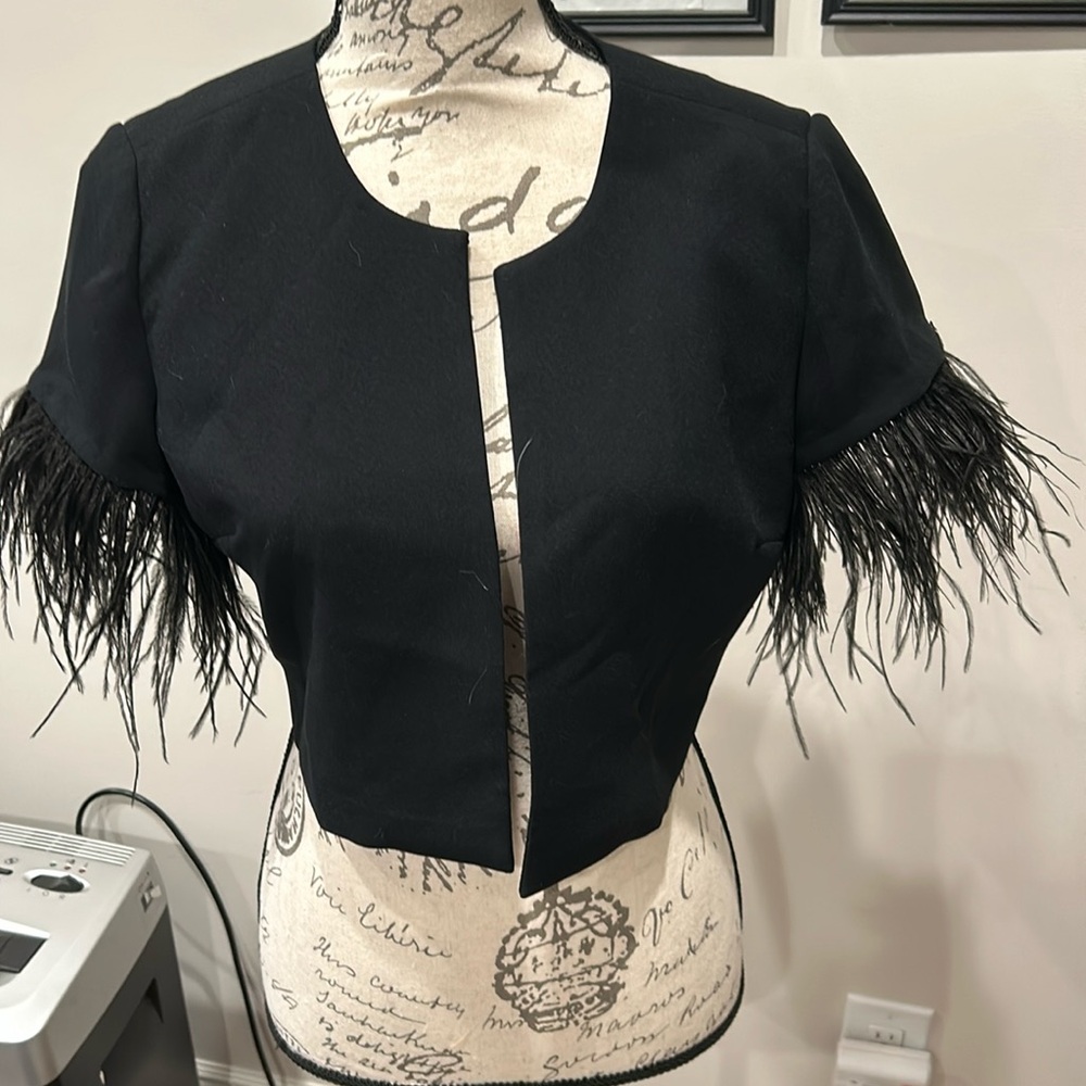 White House black market short sleeve jacket